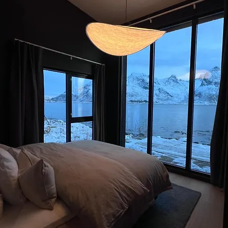 בית נופש Fredvang Lodge, Lofoten *