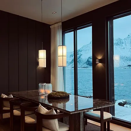 בית נופש Fredvang Lodge, Lofoten Hovdan